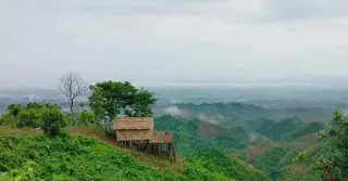 পাহাড় ধসের শঙ্কা; লামায় ৬০ রিসোর্ট বন্ধ ঘোষণা